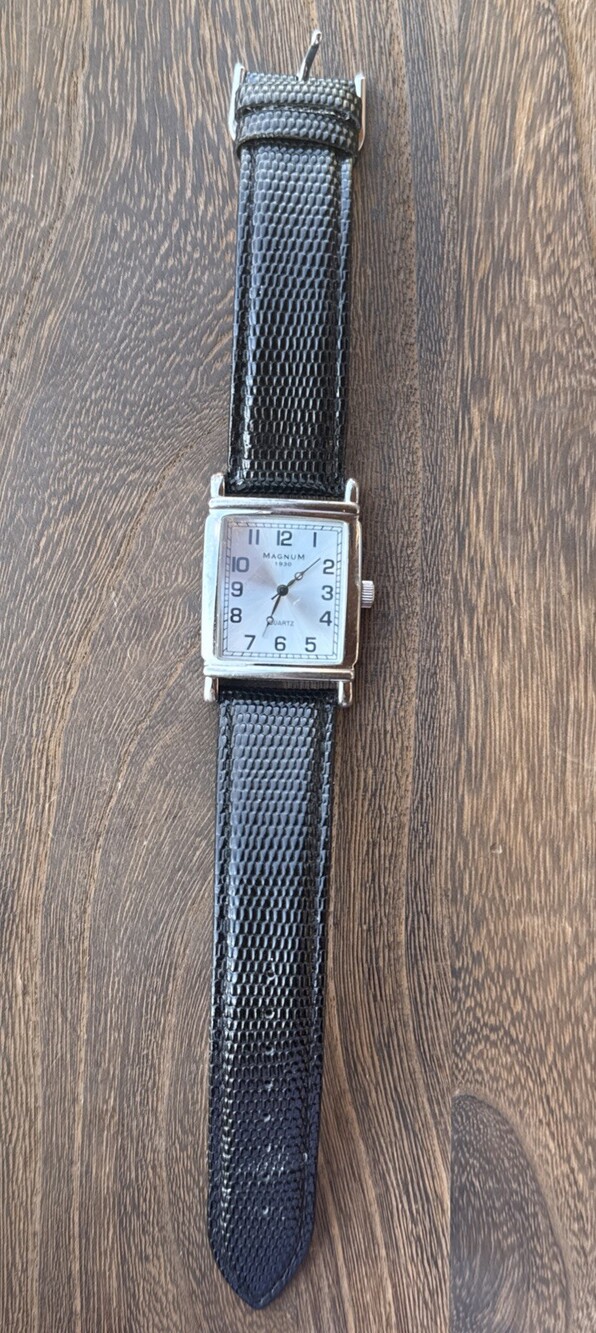Magnum 1930 Men’s Unisex Quartz Watch New Untested Mfg #2-Gj16221G